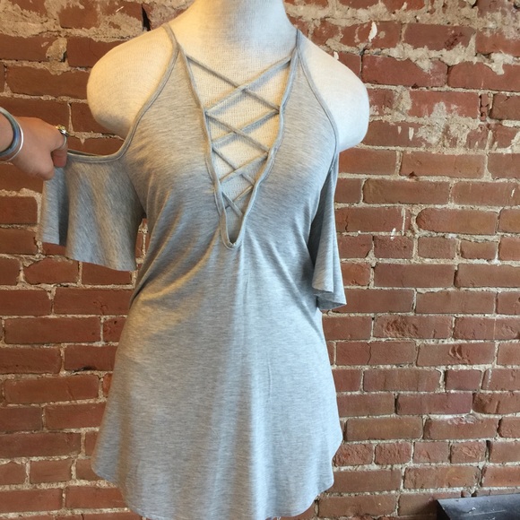 NWT cold shoulder deep v top! - Picture 3 of 8