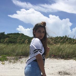 Meet your Posher, Catherine