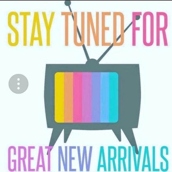 Meet your Posher, Nicole💞 - Picture 9 of 9