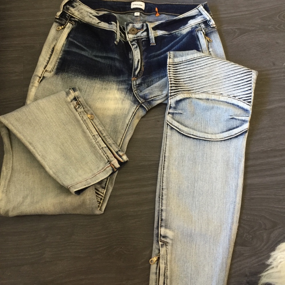 Sneak Peek Distresses Jeans