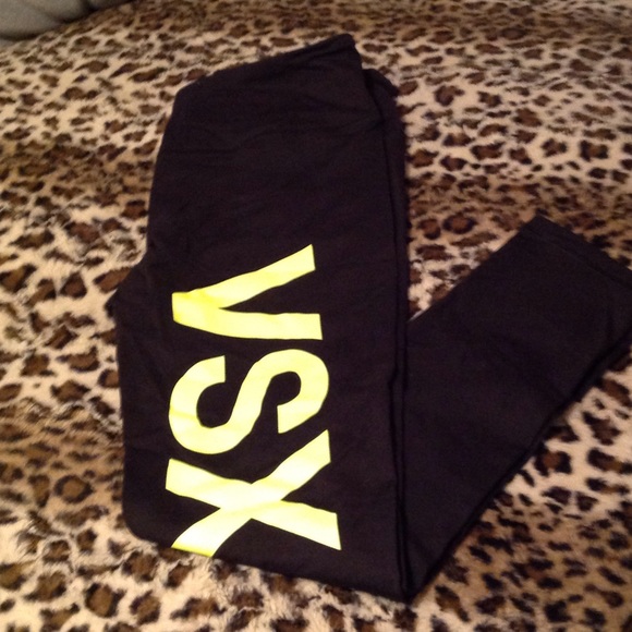 Victoria's Secret Sport Tights - Picture 1 of 5