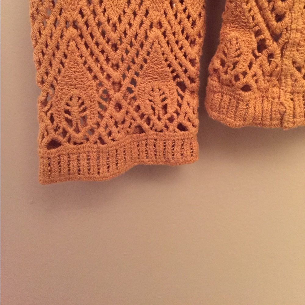 Patterned Sweater - Picture 3 of 4