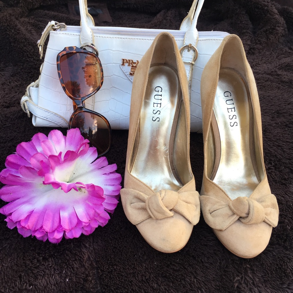 Guess high heel shoes 👛👗💐