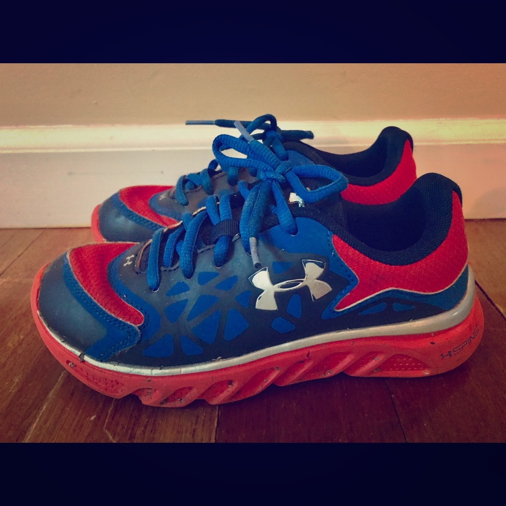 Under armour boys sneakers