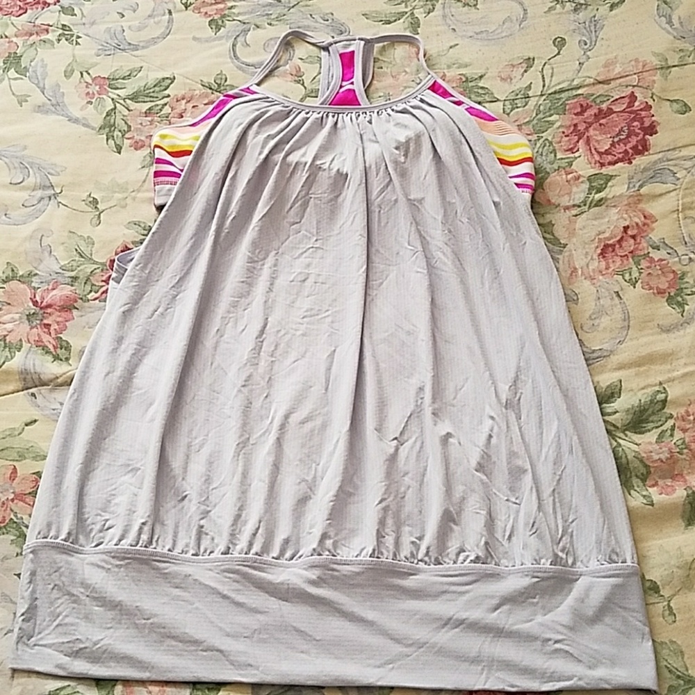 Lululemon exercise top