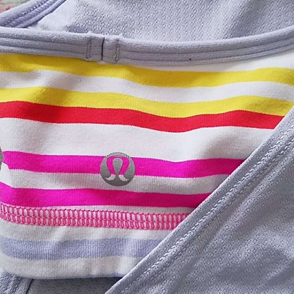 Lululemon exercise top - Picture 3 of 6