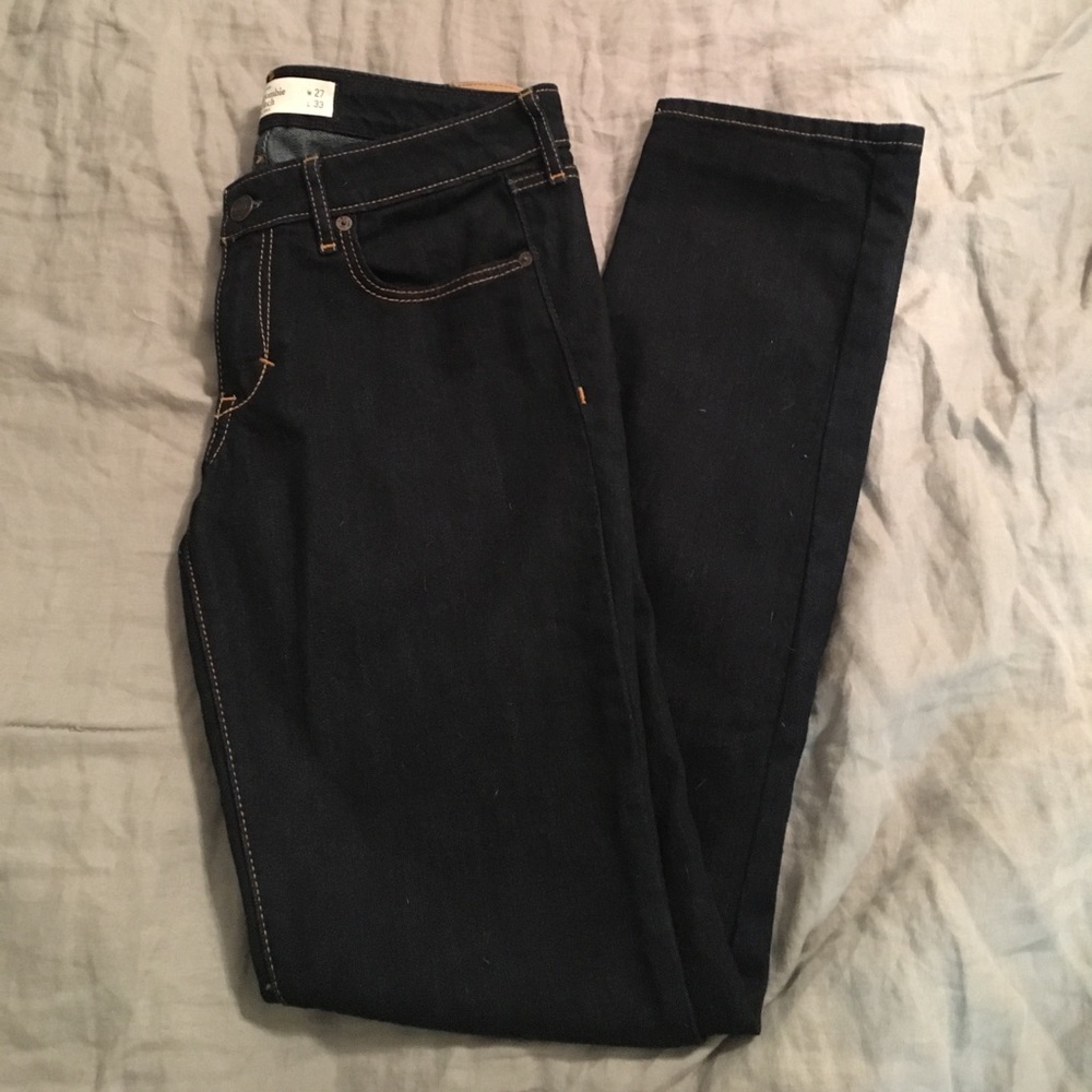 Abercrombie & Fitch The A&F skinny dark wash sz 4R