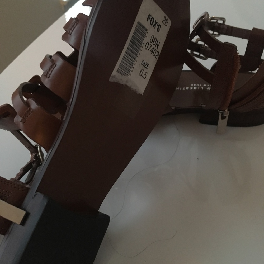 Sandals - Picture 2 of 3