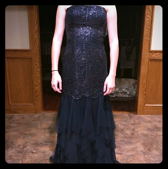 💕Brand New💕Aidan Mattox Strapless Mermaid Gown💕 - Picture 1 of 4