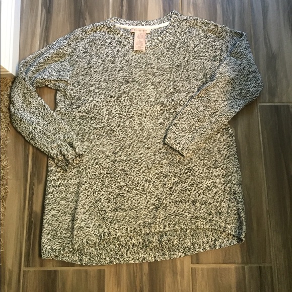 Philosophy Sweaters - Philosophy Comfy Sweater