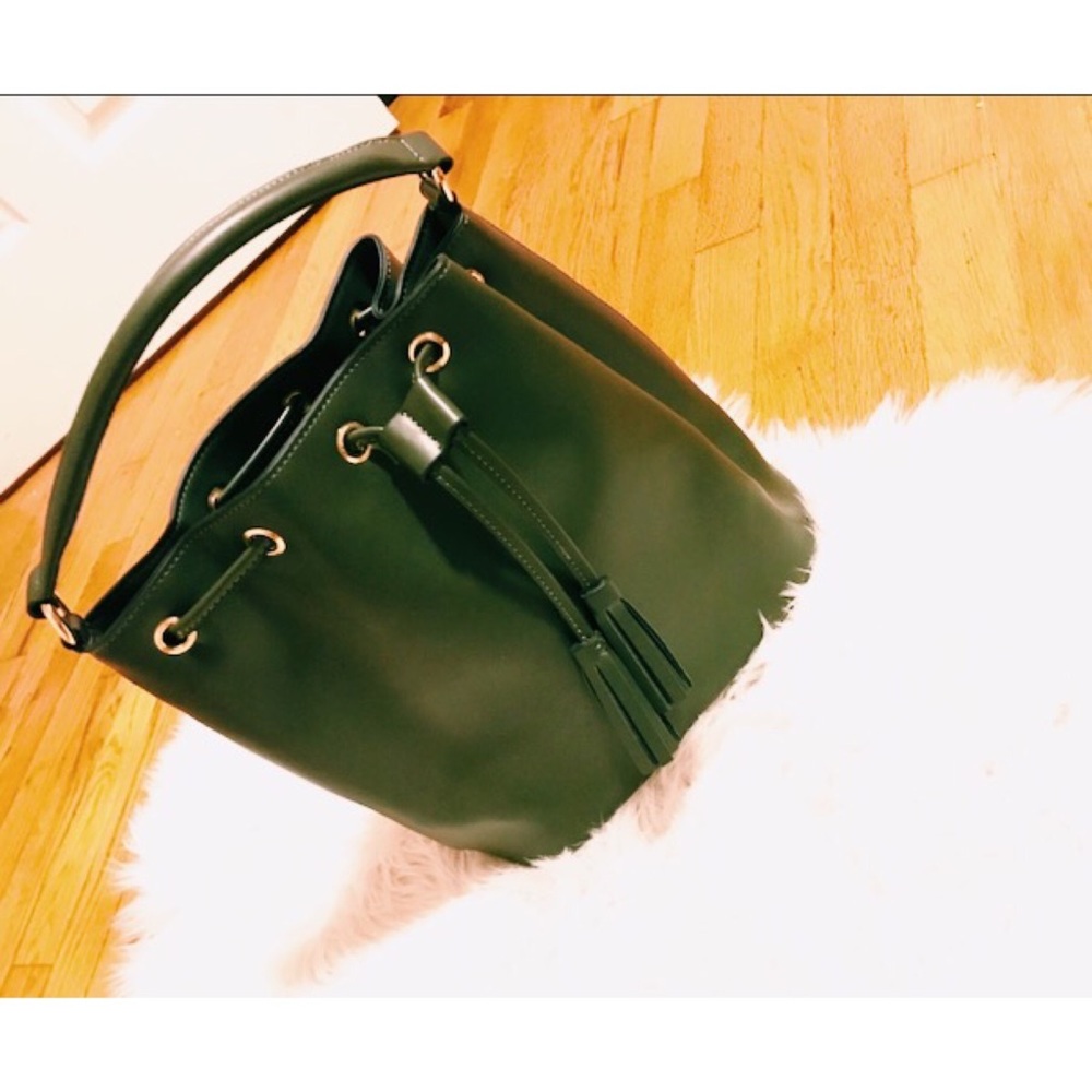 NWOT Small Bucket Bag
