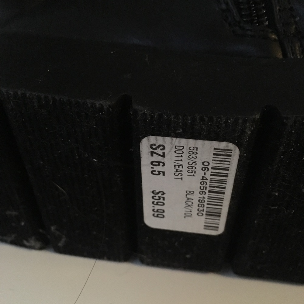 Boots - Picture 2 of 4