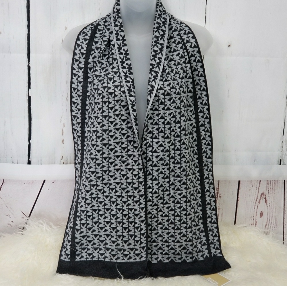 MICHAEL KORS SCARF GRAY- LIGHT GRAY - Picture 3 of 4