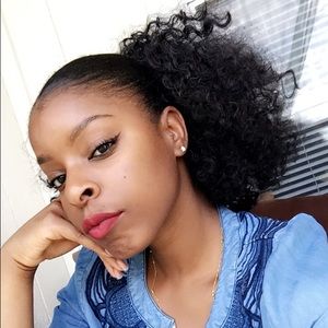 Meet your Posher, Grace