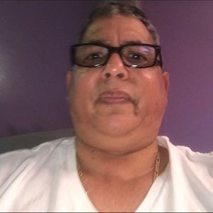 Meet your Posher, Luis