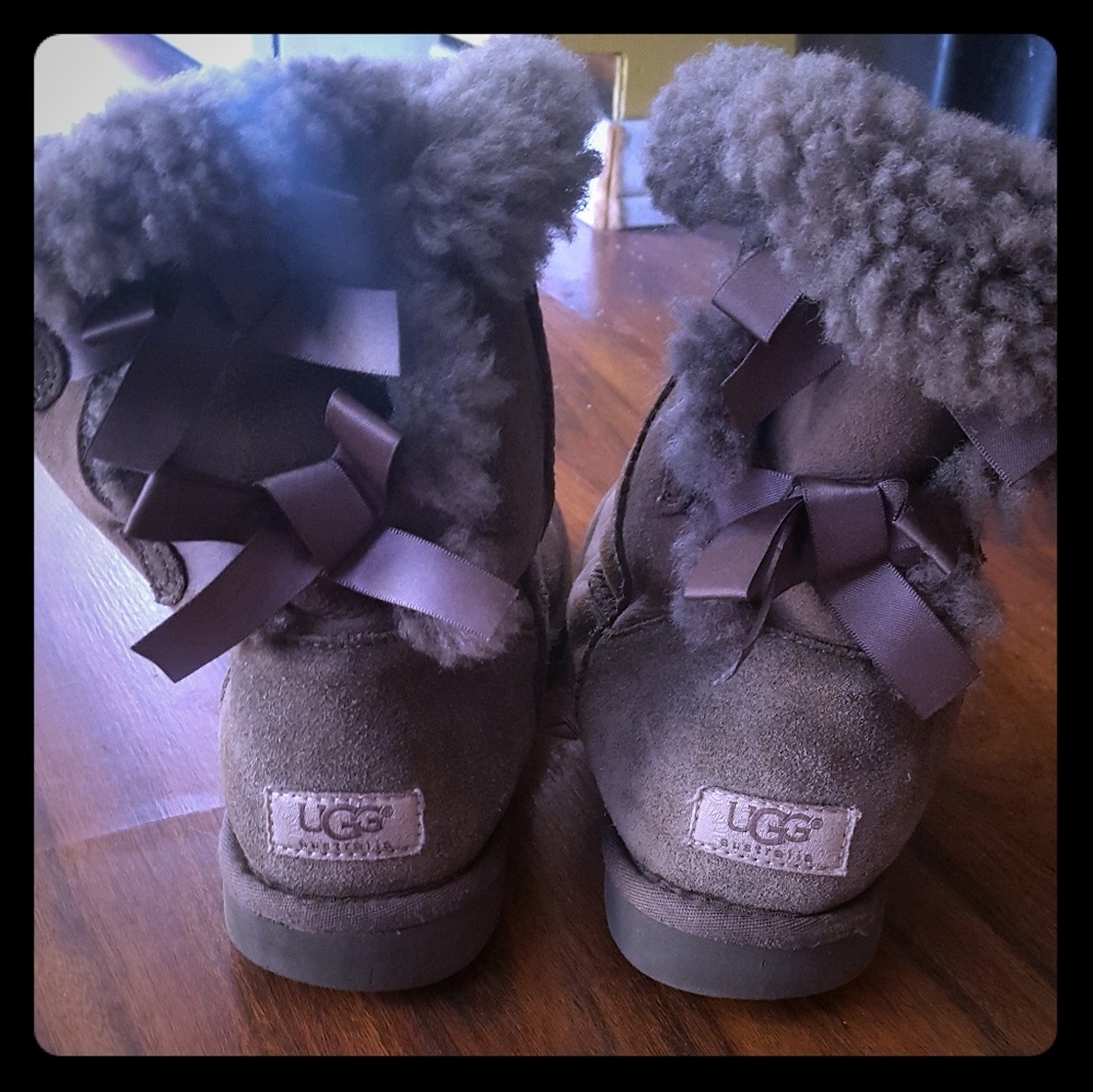 UGG BOOTS