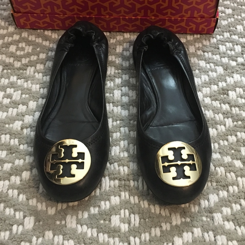 Classic Black Tory Butch Reva Flats, like new