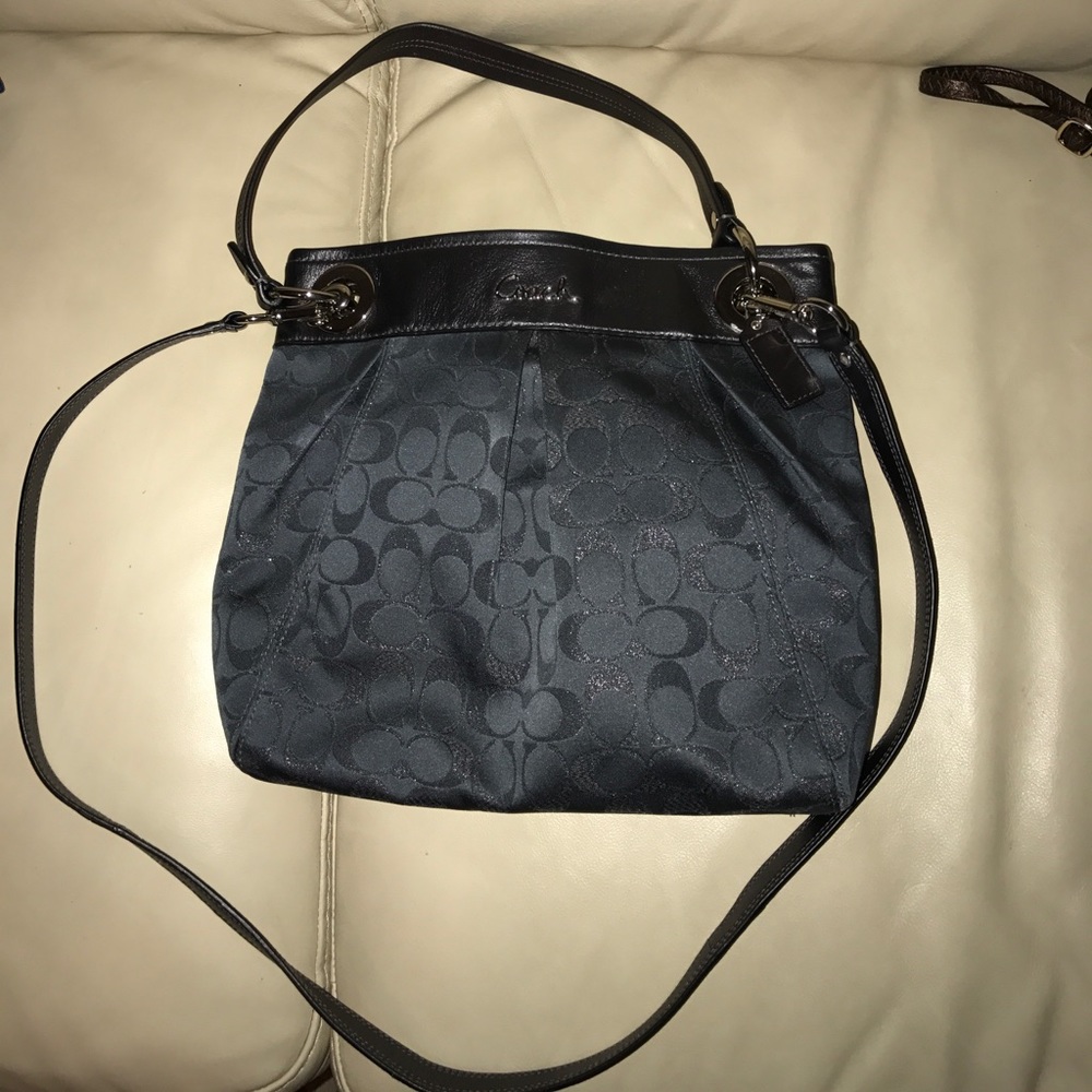 Coach Shoulder / Cross Body ‼️SALE‼️