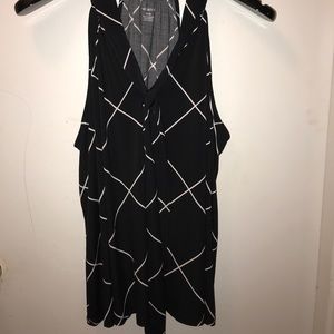 Window pane print tie neck tank