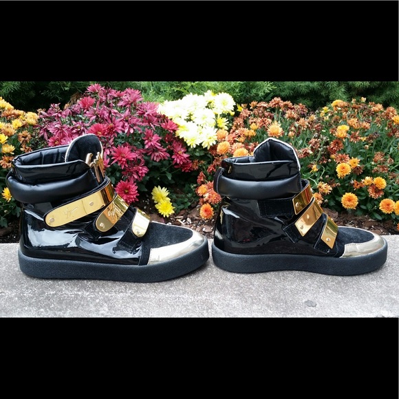 HOST PICK!!!Giuseppe Zanotti infamous sneakers - Picture 2 of 9
