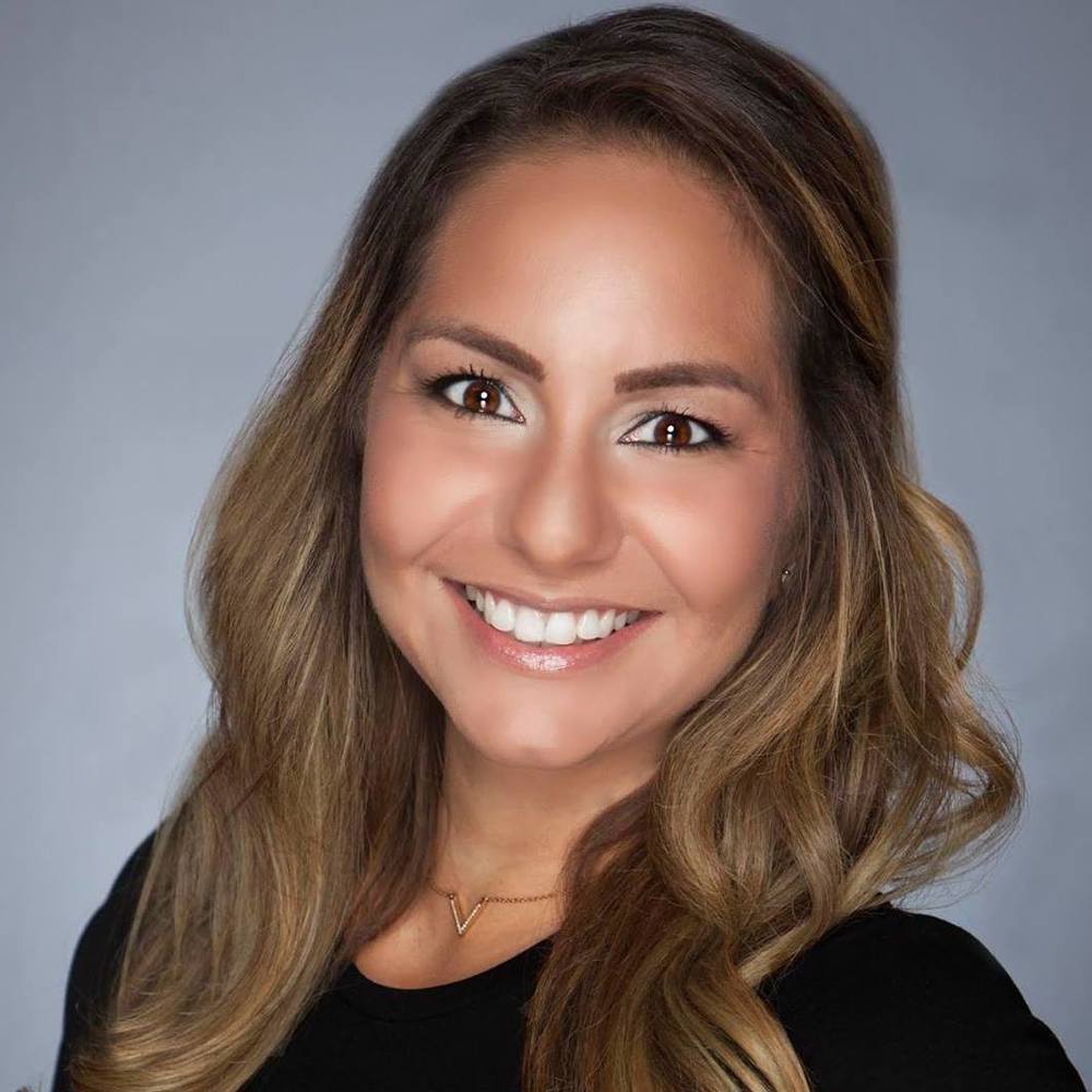 Meet your Posher, Pilar