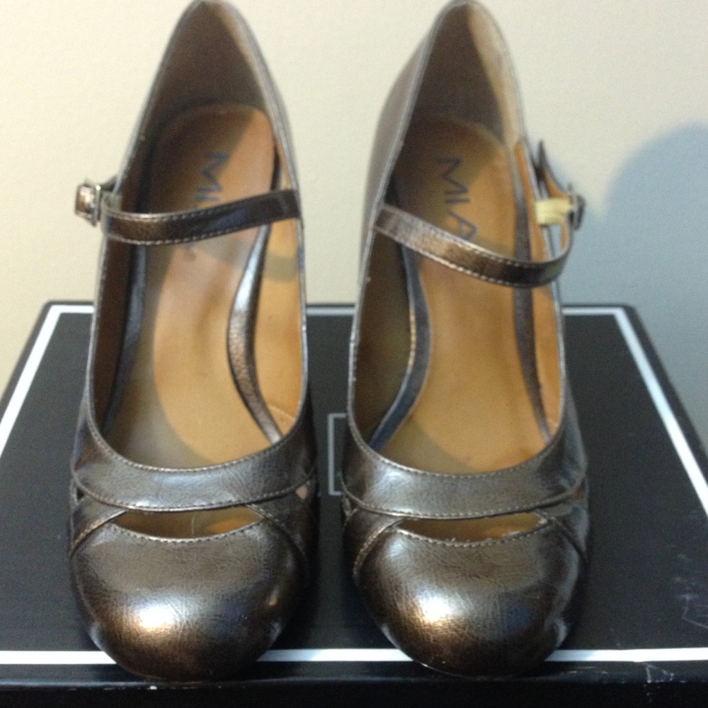 Vintage Inspired Maryjane Heel!!