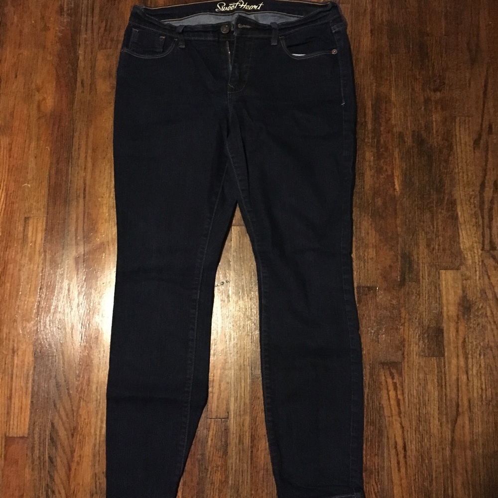 Sweetheart skinny jeans