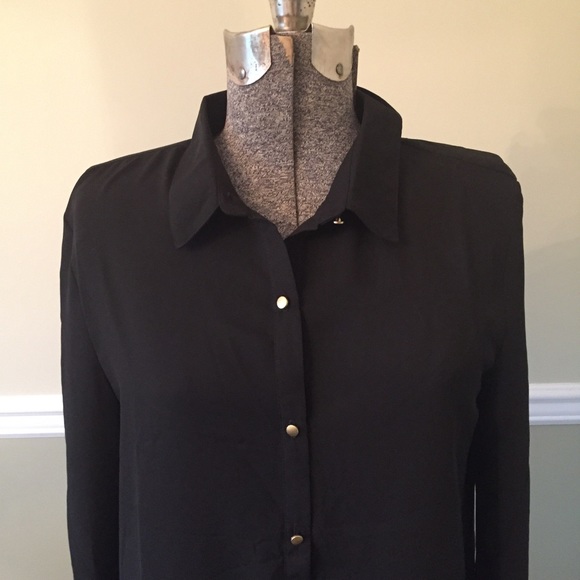 LAST ONE SMALL Black top, gold bottoms, flare arms - Picture 3 of 6