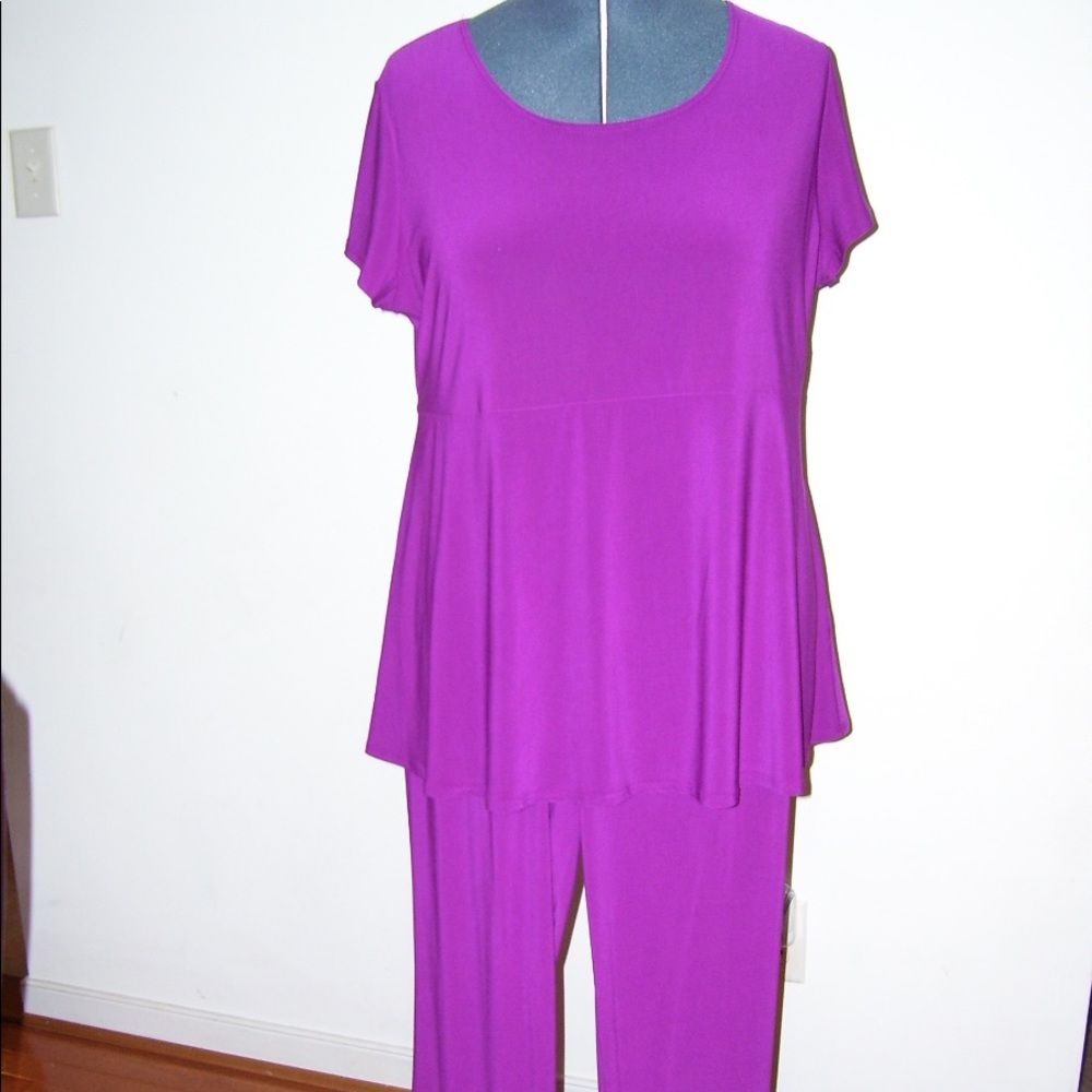 Top & Pants (Slinky)