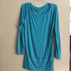 Nike dry fit athletic long sleeved shirt