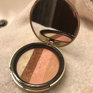 Too Faced Snow Bunny luminous bronzer.