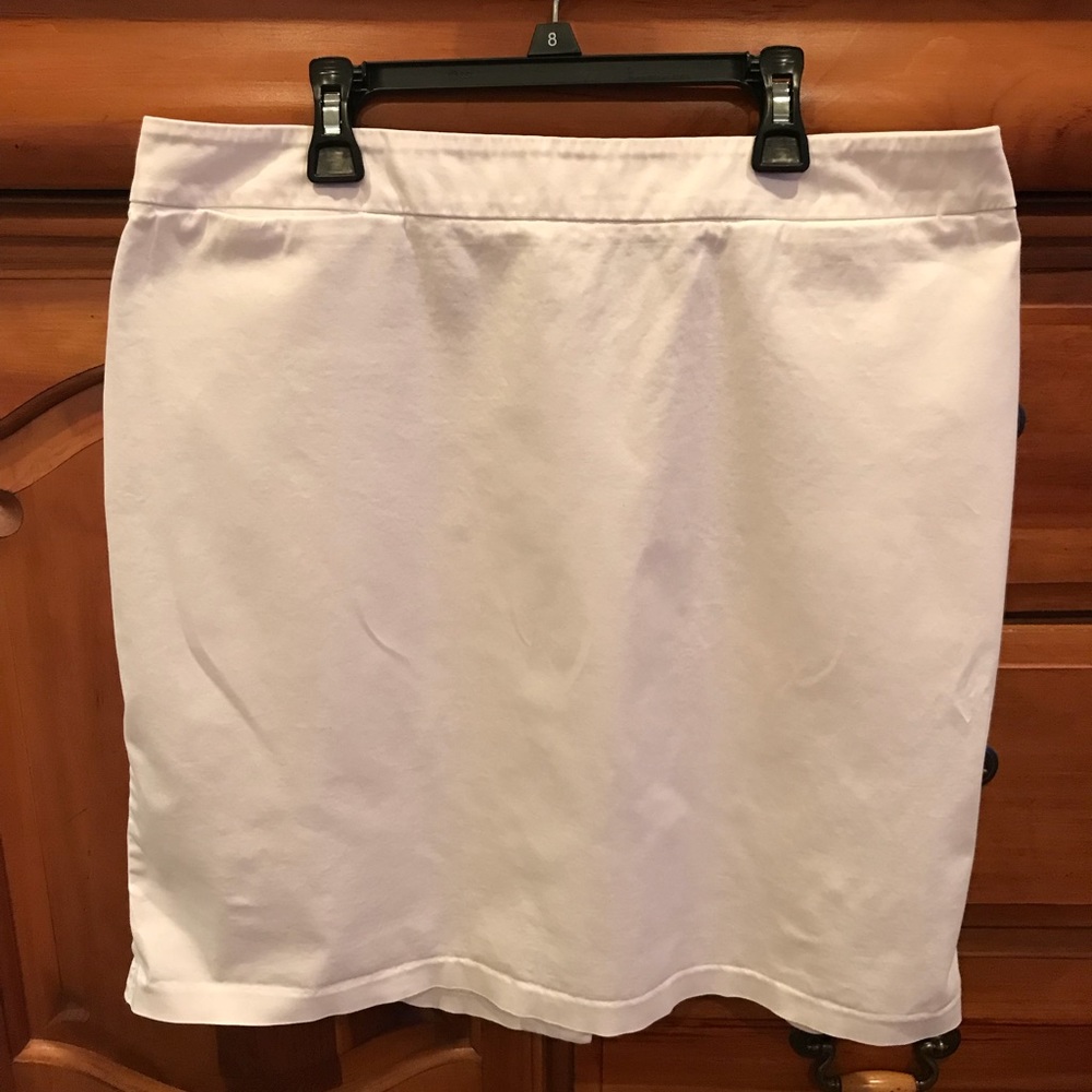NEW YORK & CO Pencil Skirt