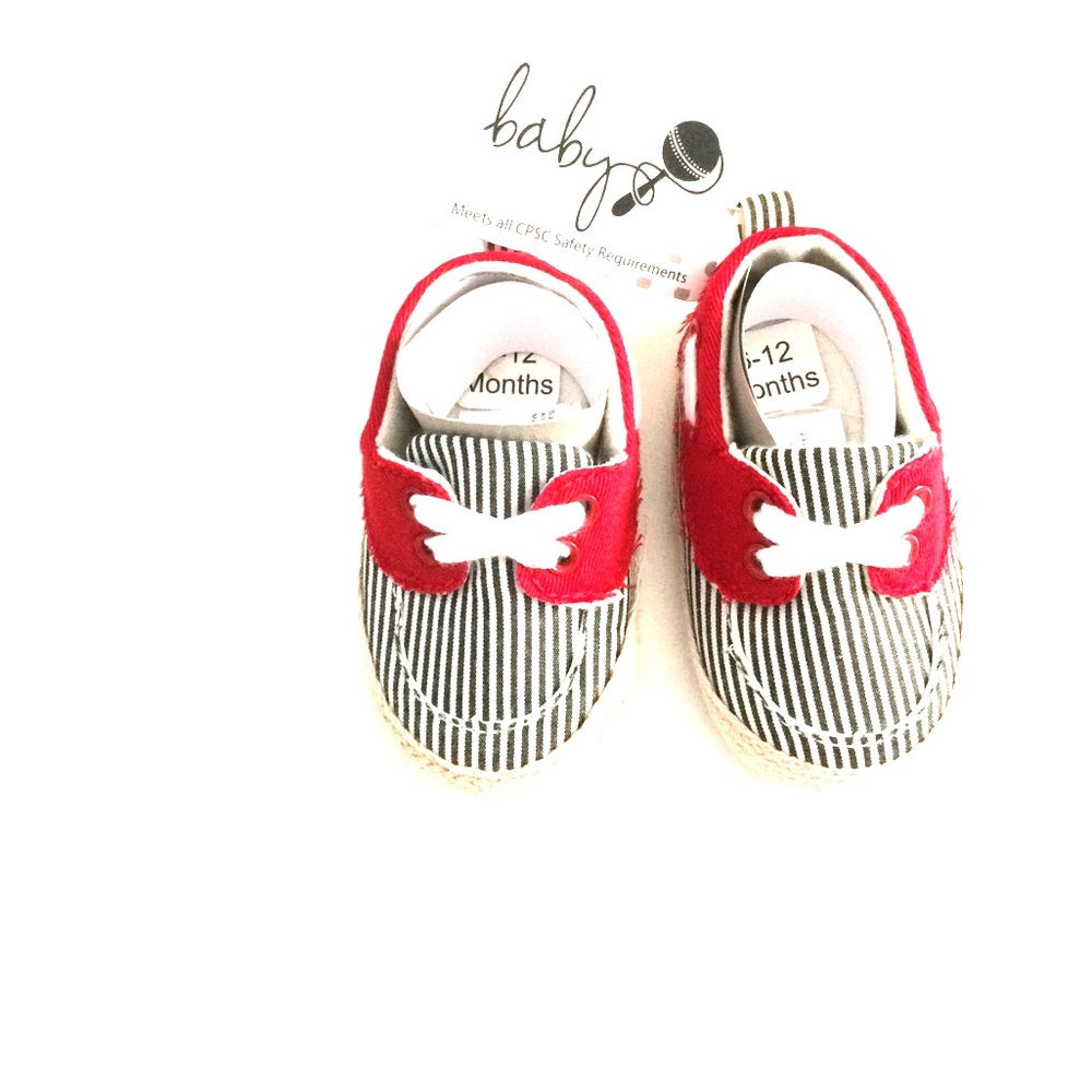 Infant Boy 👶🏼Shoes *6-12 months