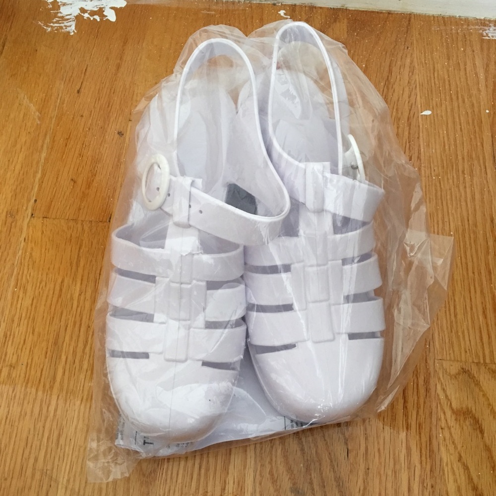 American apparel white jelly sandals