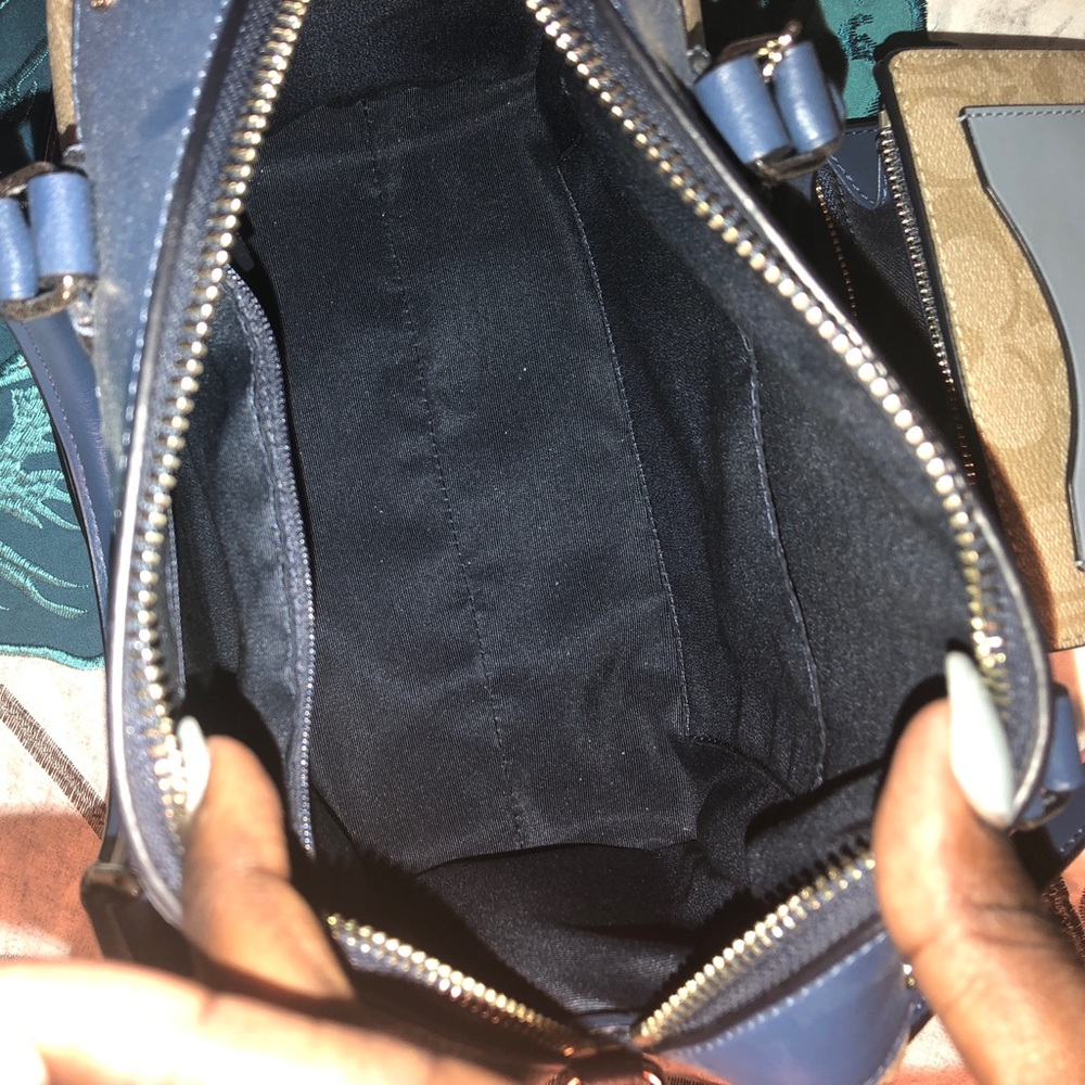 Coach Set - Picture 5 of 8