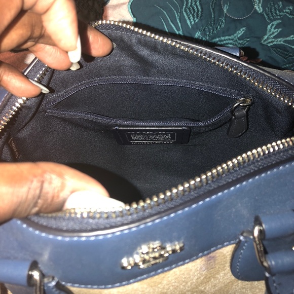 Coach Set - Picture 6 of 8