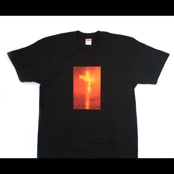 (Sold-105)Supreme Piss Christ tee - Picture 2 of 2