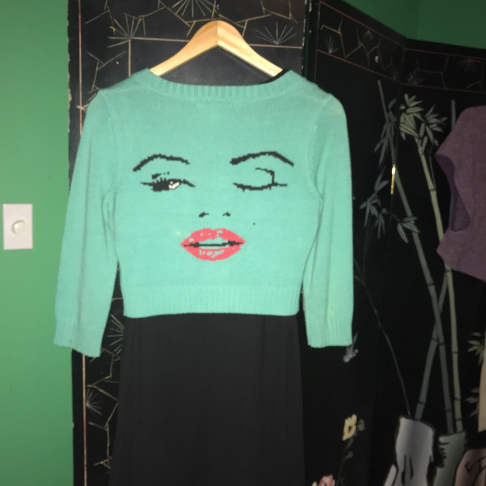 Betsey Johnson Andy Warhol Marylin Monroe shrug