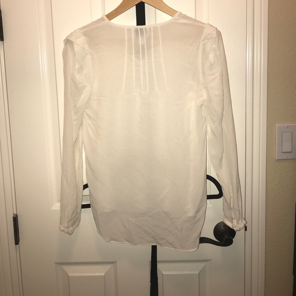 White chiffon long sleeve blouse - Picture 2 of 2