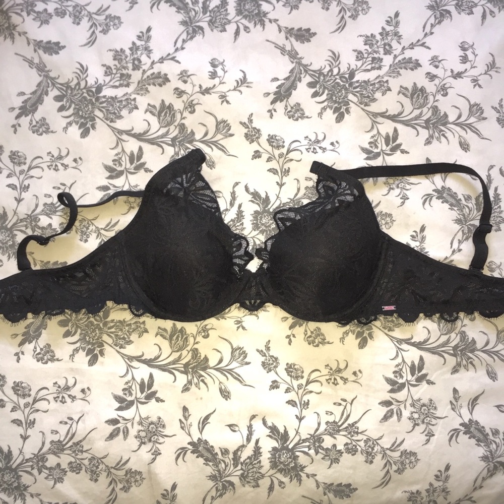 Laced bra