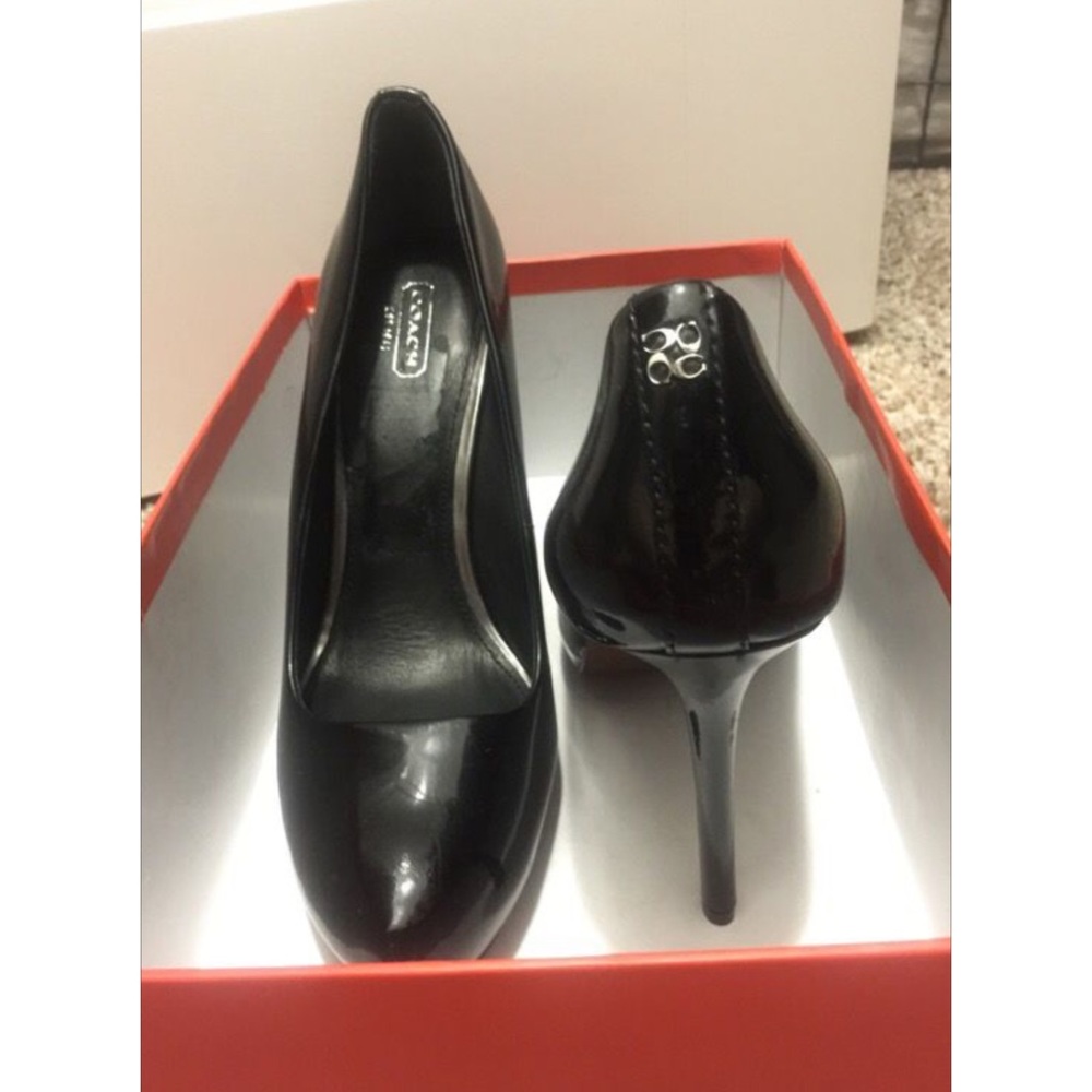 COACH Patent Black Pumps!!