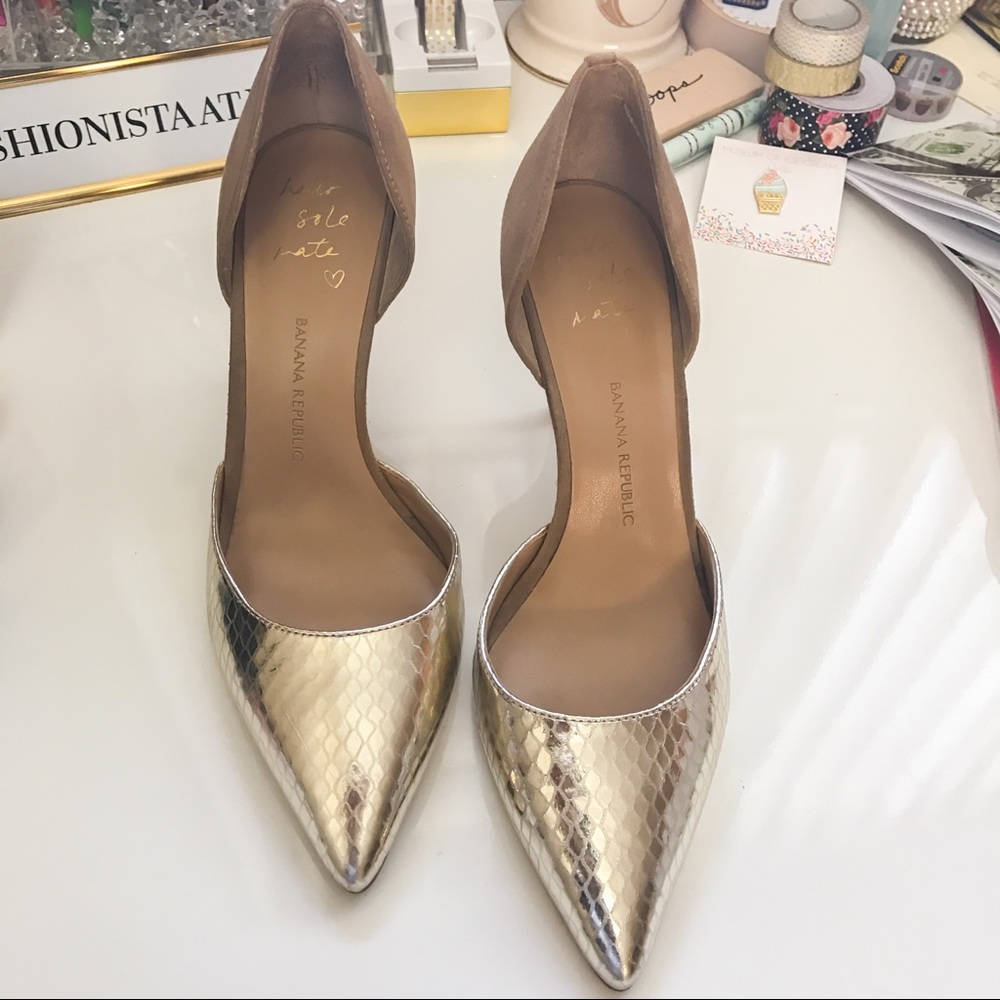 Banana Republic Gold D'Orsay Pump 8.5M