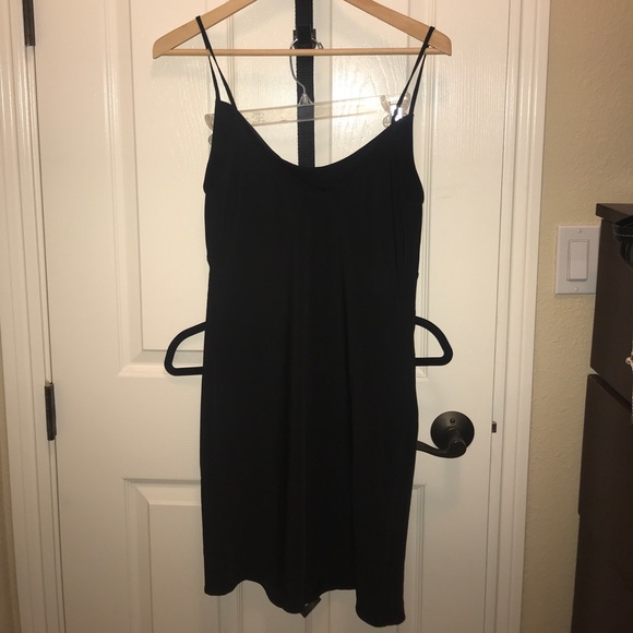 Black mini dress - Picture 2 of 2