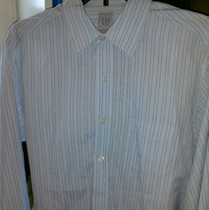 Gap men's long sleeved shirt