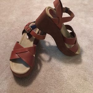 Leather/ suede platform sandals