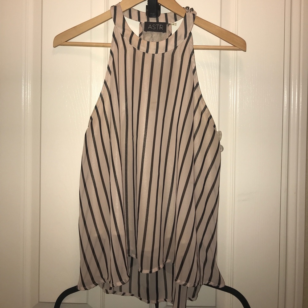 High neck striped sleeveless blouse