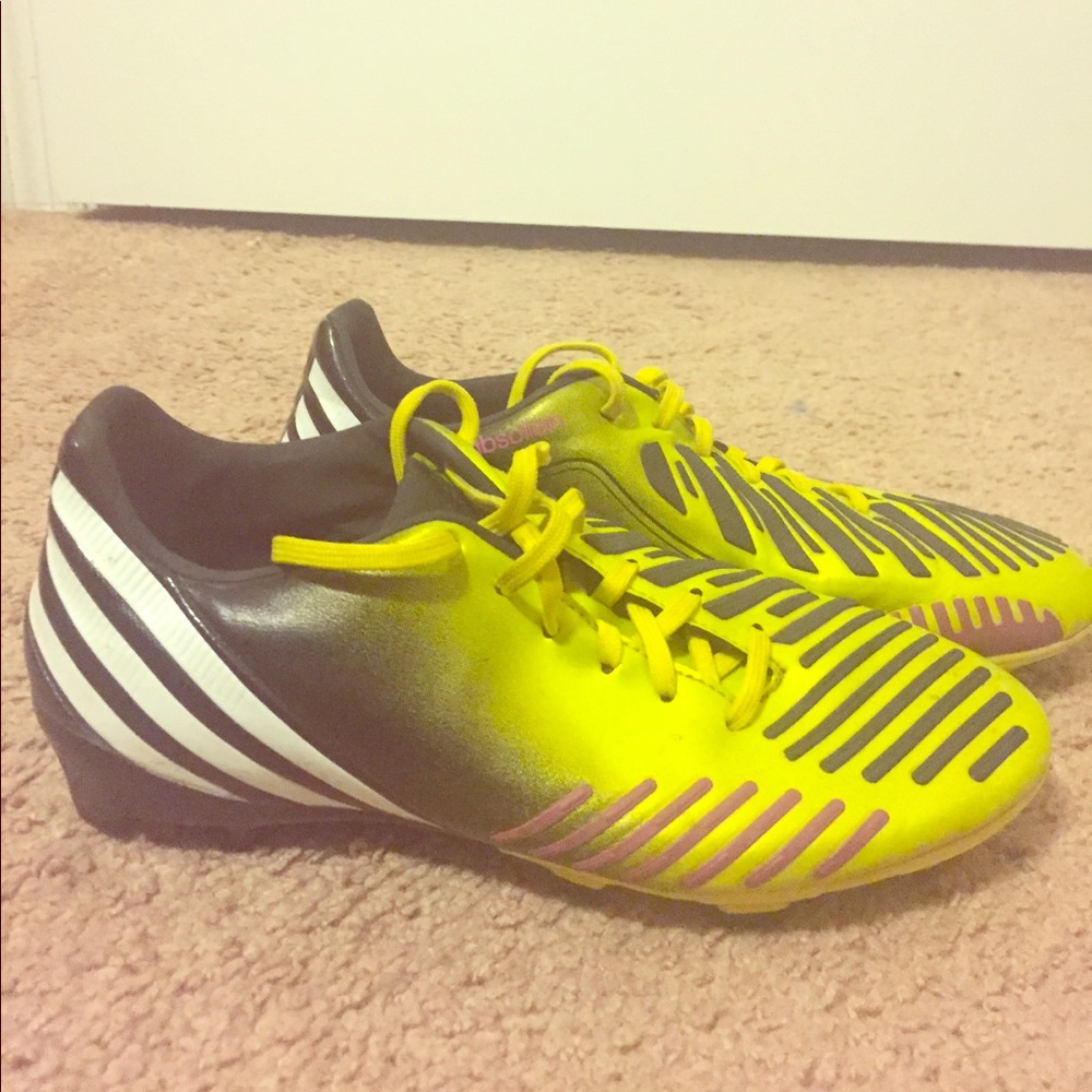 ADIDAS PREDATOR ABSOLION LZ TRX FG SOCCER CLEATS