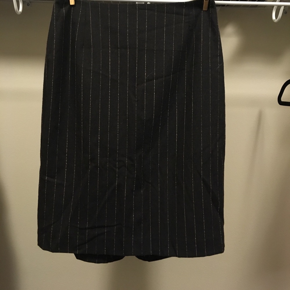 Garfield and Marks Black with Tan stripe skirt
