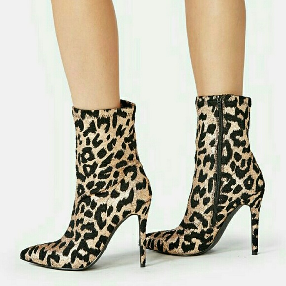 ***LAST PR 8*** Golden Leopard Stiletto Bootie NIB - Picture 3 of 7