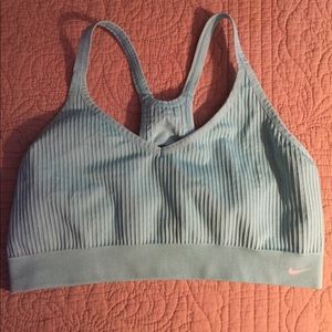 Nike dri-fit seamless sports bra